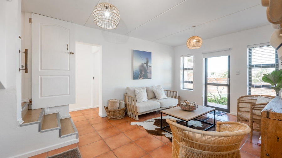 4 Bedroom Property for Sale in Oceanview Heights Western Cape